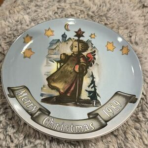 MJ‎ Hummel, Merry Christmas Plate 1989,